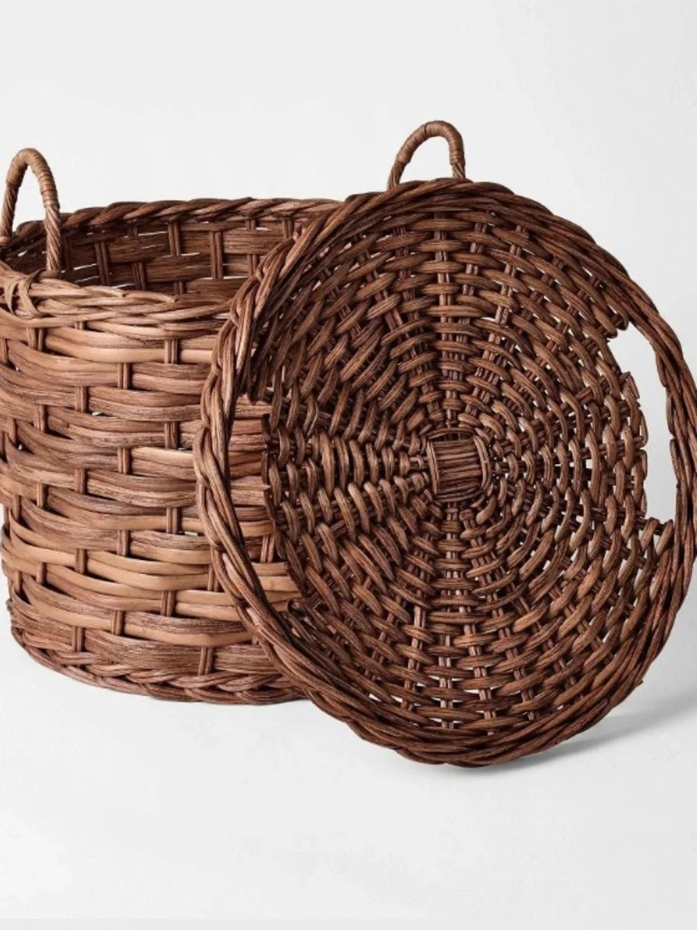 Threshold Studio Mc Gee Brown Round Chunky Woven Rattan Storage Basket